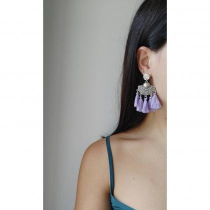 Dangling Earrings With Silver Lilac Tassels In..