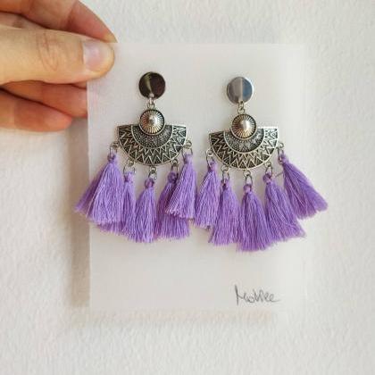 Dangling Earrings With Silver Lilac Tassels In..