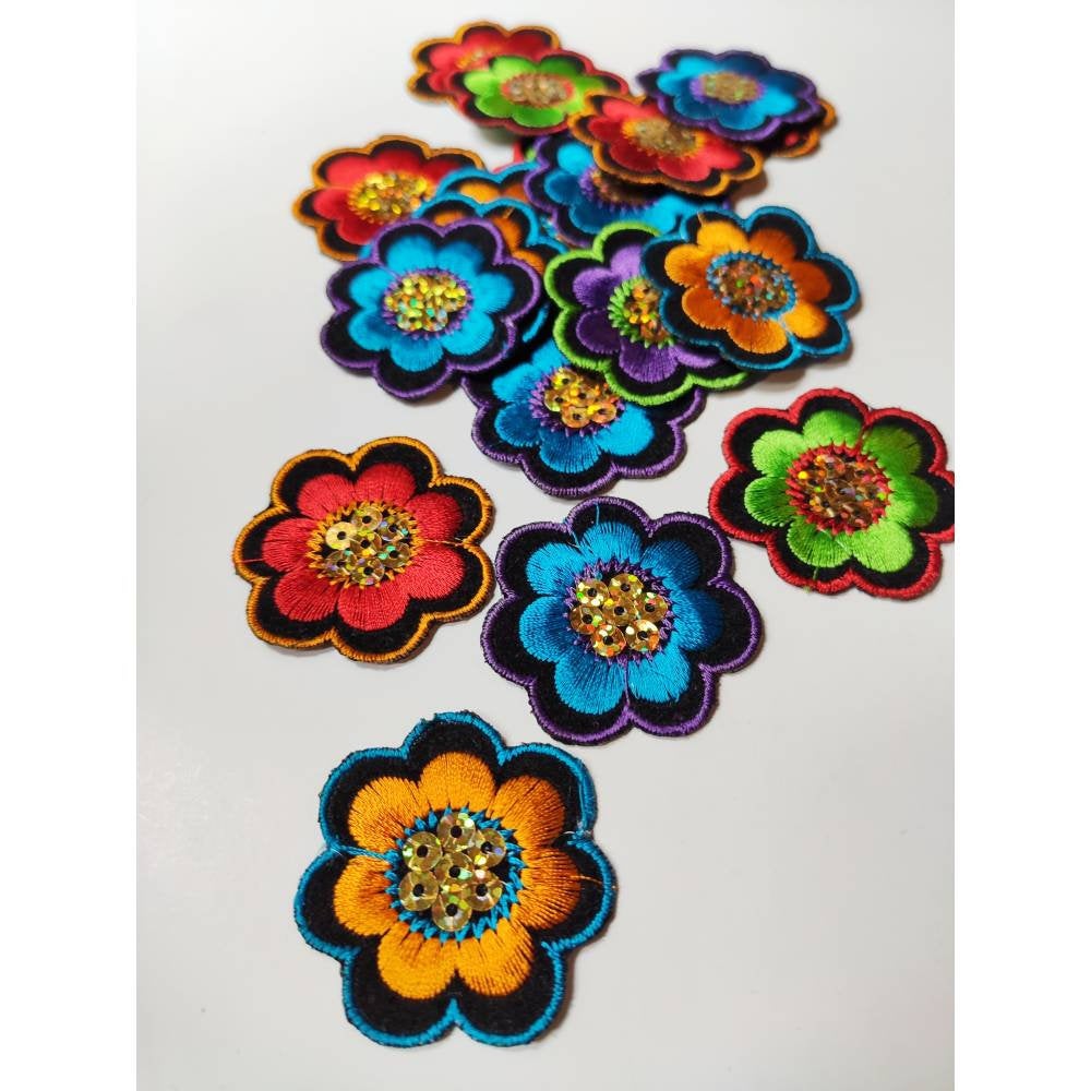 1lotto Of 20 Eastern-style Flower Thermoadesive Patches Measures 4 X 4 Cm In Fabric For Clothes And Backpacks.